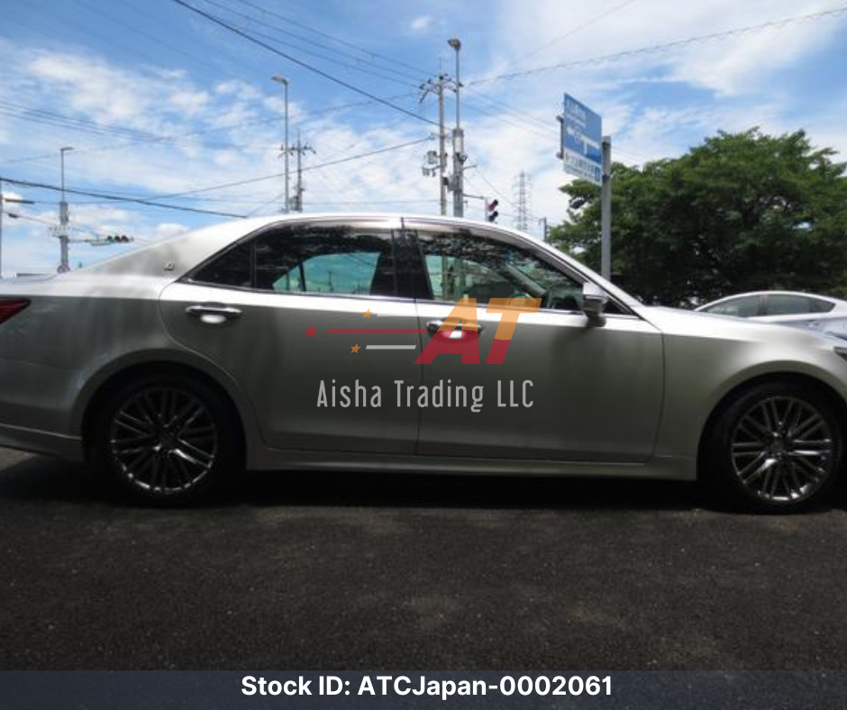 2016 Toyota Crown
